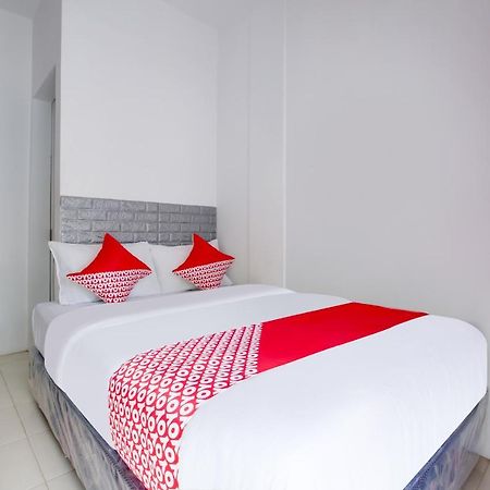 Oyo 3279 Joy Residence Samarinda Exterior foto