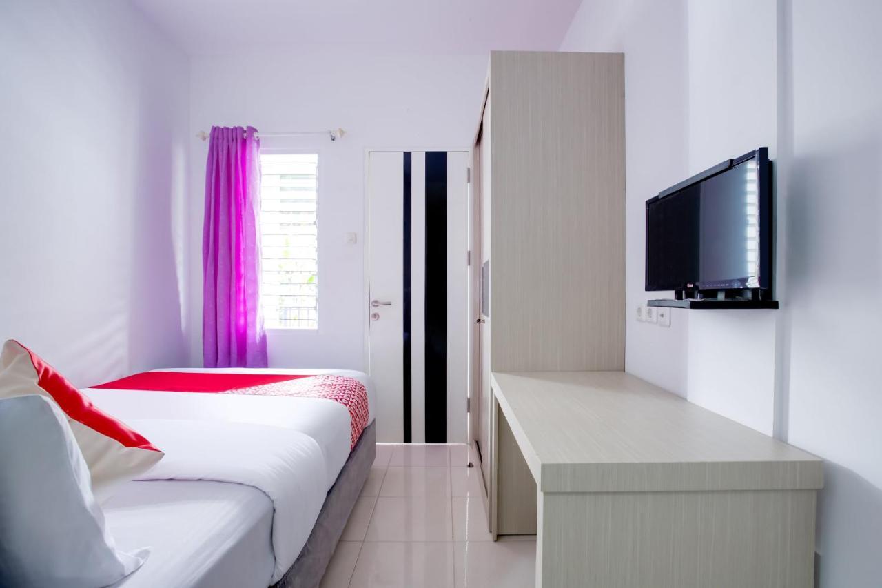 Oyo 3279 Joy Residence Samarinda Exterior foto